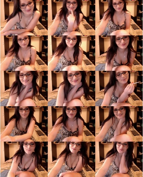 Download Video File: myfreecams caroline87