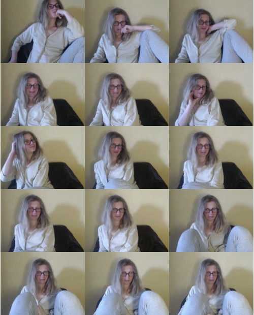 Download Video File: myfreecams a girlie