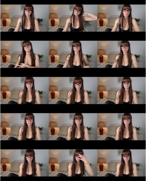 Download Video File: myfreecams karinakarr