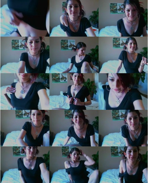 Download Video File: myfreecams adrianaxo8