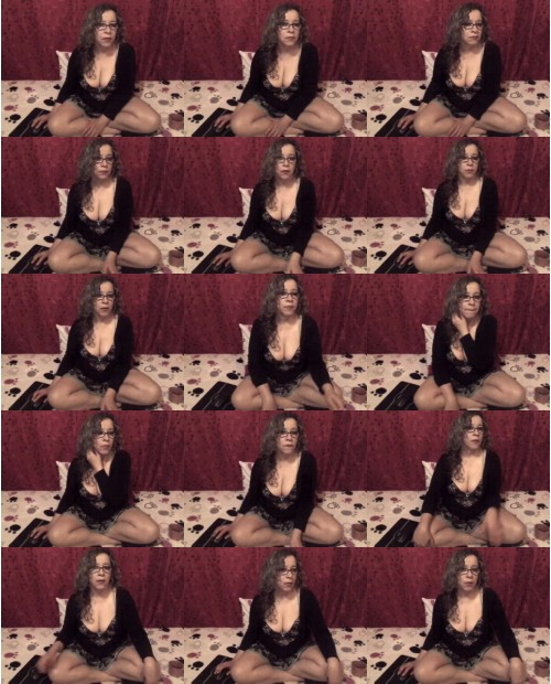 Download Video File: myfreecams bellahairy