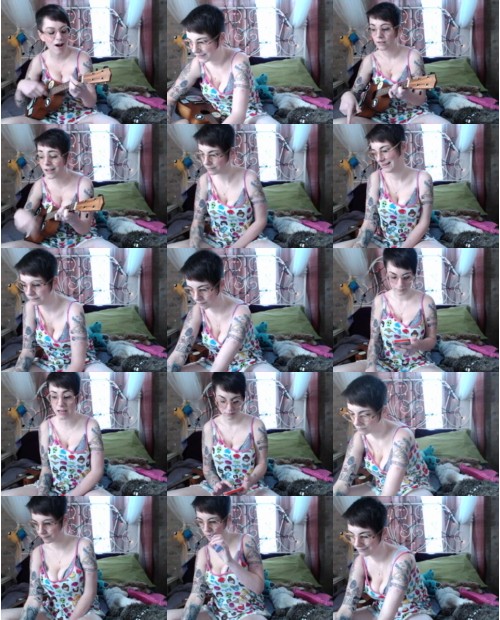 Download Video File: myfreecams icky vickie