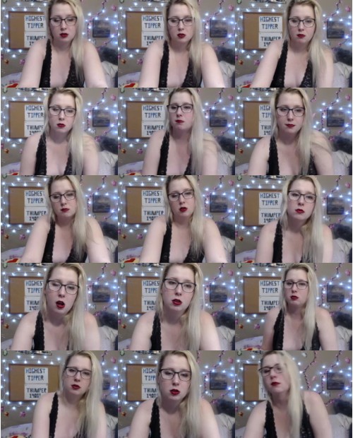 Download Video File: myfreecams lunacamkitten
